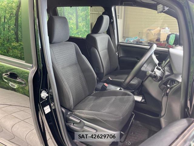 Toyota NOAH 2019-07 8649205-7
