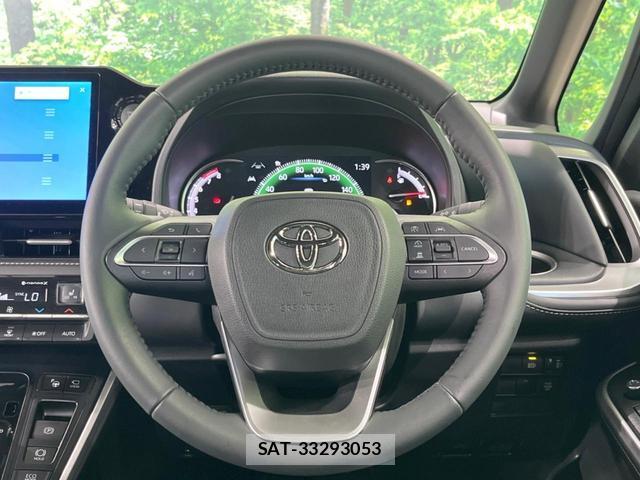 Toyota NOAH 2025-02 8649216-11