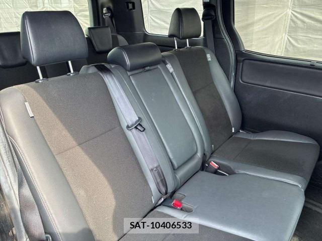 Toyota NOAH 2020-08 8649249-6
