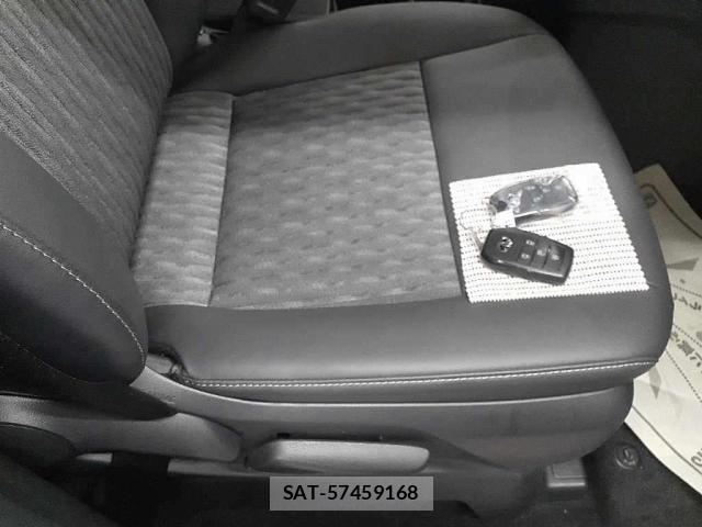 Toyota NOAH 2025-11 8649282-5