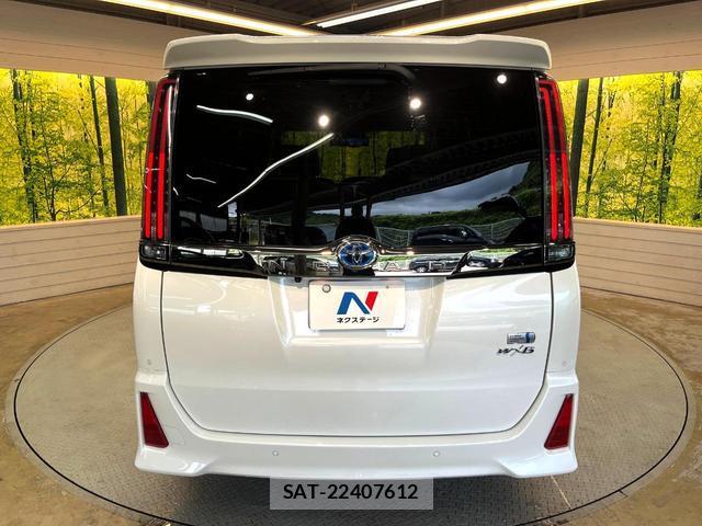 Toyota NOAH 2021-02 8649332-14