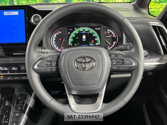 Toyota NOAH 2023-08 8649358-11