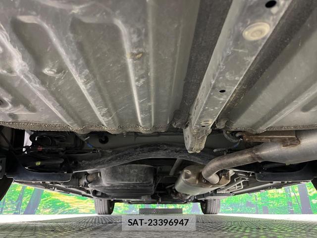 Toyota NOAH 2023-08 8649358-19