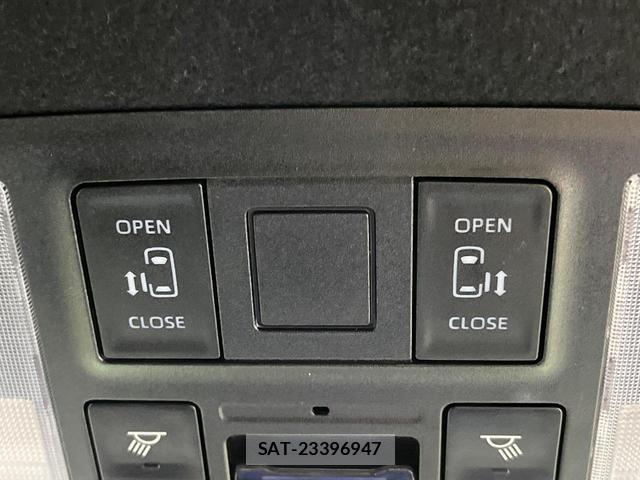 Toyota NOAH 2023-08 8649358-3