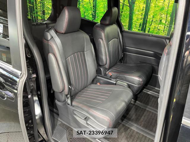 Toyota NOAH 2023-08 8649358-8