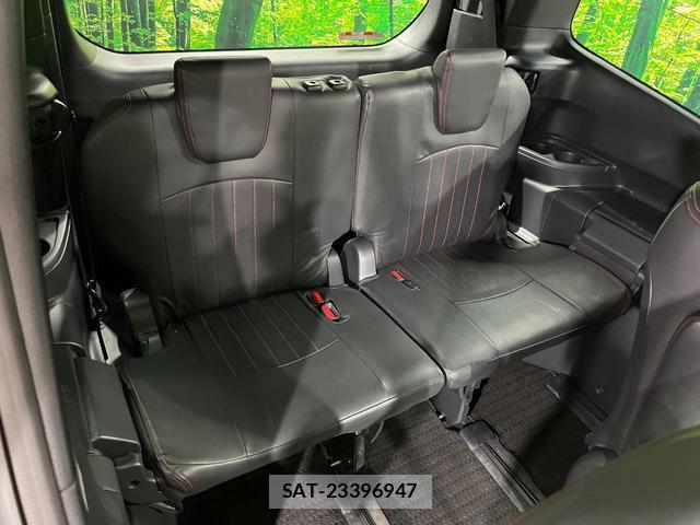 Toyota NOAH 2023-08 8649358-9