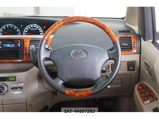 Toyota NOAH 2007-06 8649399-16