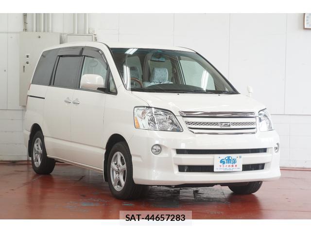 Toyota NOAH 2007-06 8649399-2