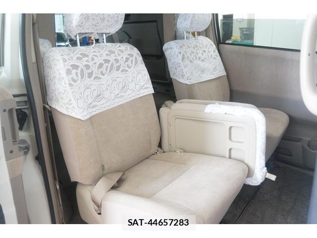 Toyota NOAH 2007-06 8649399-7
