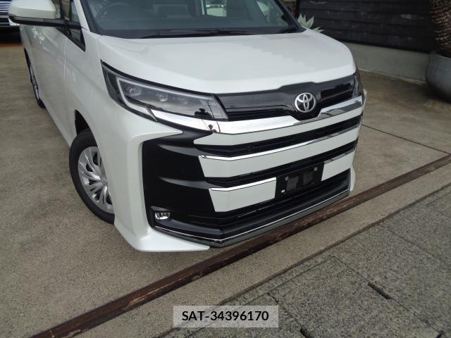 Toyota NOAH 2026-08 8649459-1