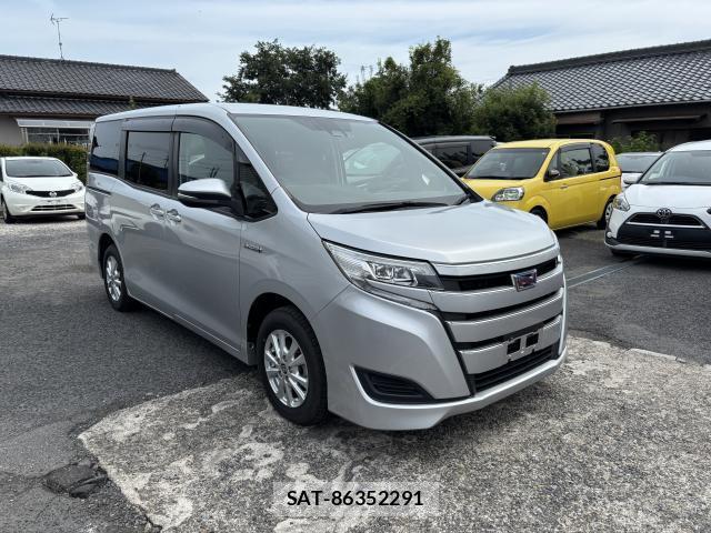 Toyota NOAH 2020-04 8649468-0