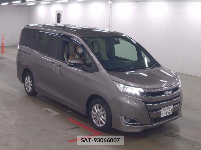 Toyota NOAH 2021-06 8650206-0