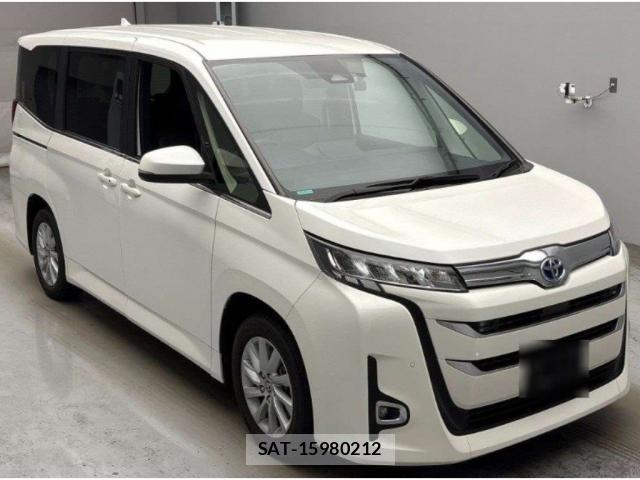 Toyota NOAH 2023-07 8650370-0