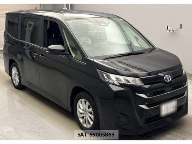 Toyota NOAH 2022-10 8650376-2