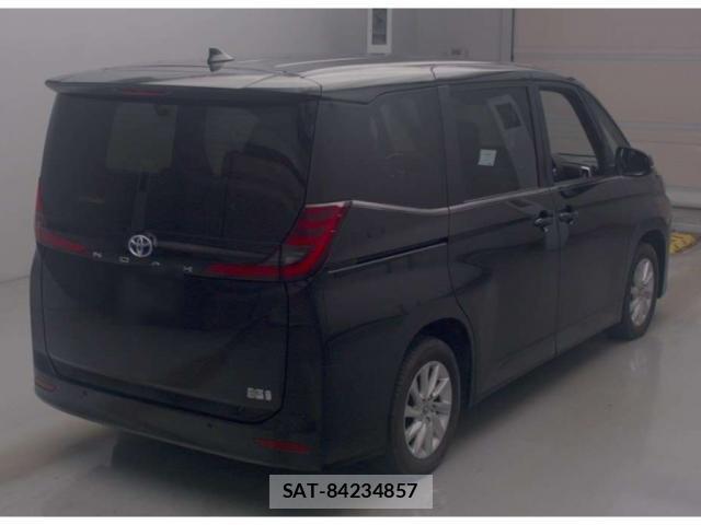 Toyota NOAH 2023-06 8650556-1