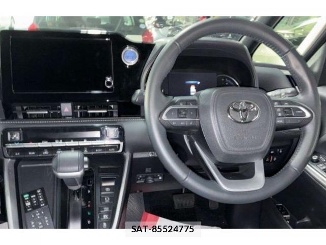 Toyota NOAH 2023-01 8650564-2