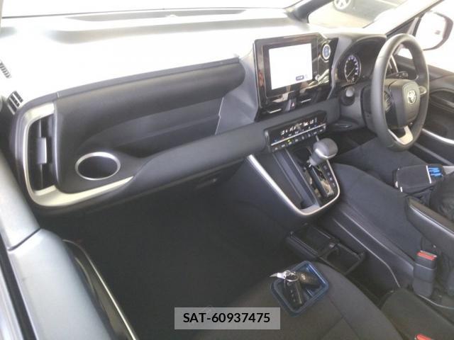 Toyota NOAH 2023-01 8650978-2