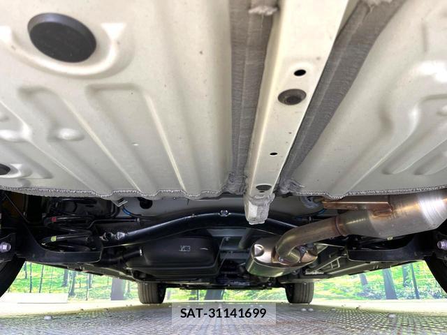 Toyota NOAH 2025-01 8651061-17