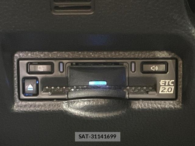 Toyota NOAH 2025-01 8651061-5