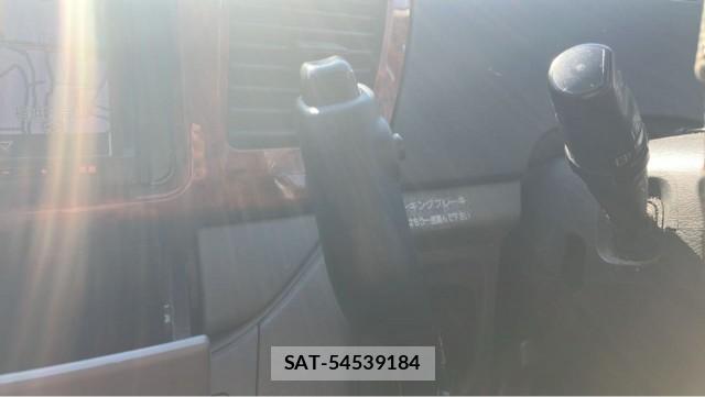 Toyota NOAH 2005-03 8651286-14