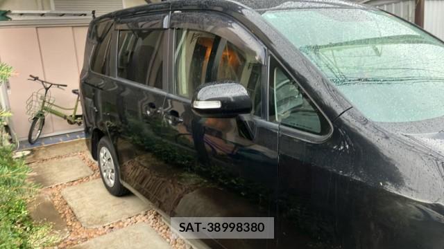 Toyota NOAH 2012-01 8651309-3