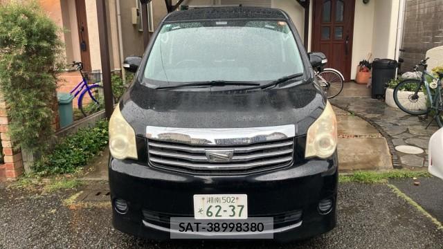 Toyota NOAH 2012-01 8651309-9