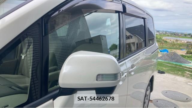 Toyota NOAH 2008-02 8651381-10