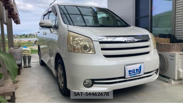 Toyota NOAH 2008-02 8651381-11