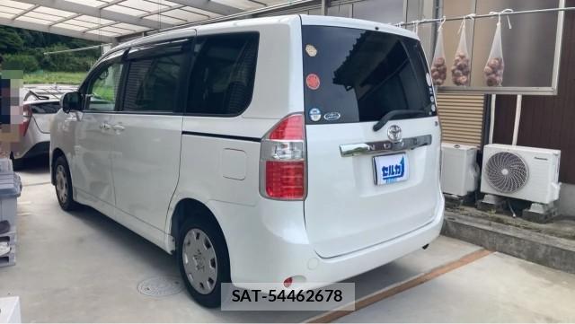Toyota NOAH 2008-02 8651381-13