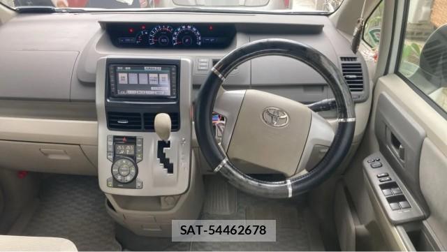 Toyota NOAH 2008-02 8651381-16