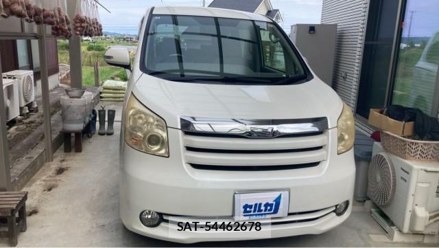 Toyota NOAH 2008-02 8651381-9