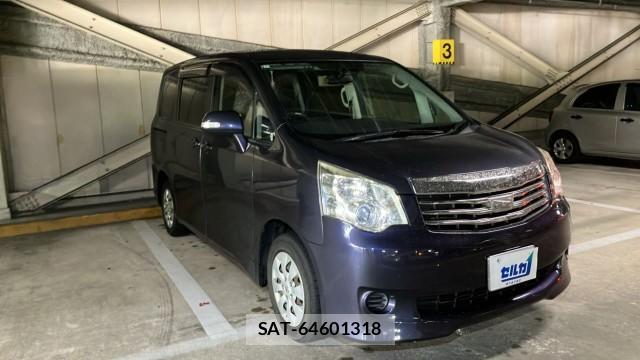 Toyota NOAH 2010-08 8651453-11