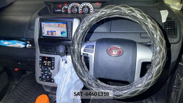 Toyota NOAH 2010-08 8651453-16