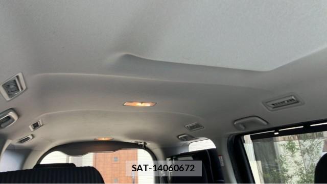 Toyota NOAH 2015-09 8651454-15