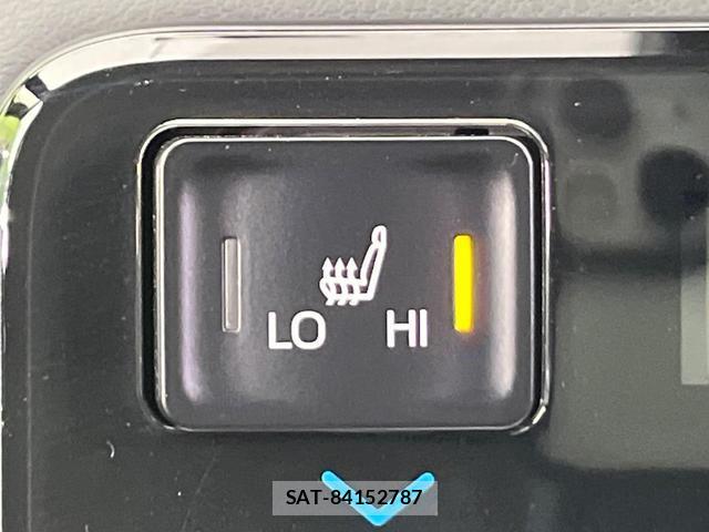 Toyota NOAH 2025-10 8651520-3