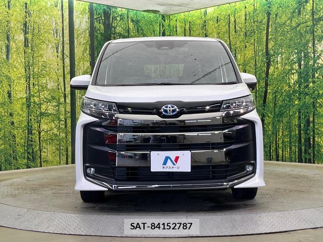 Toyota NOAH 2025-10 8651520-9