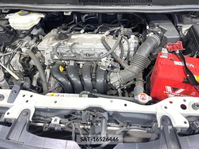 Toyota NOAH 2018-02 8651565-18