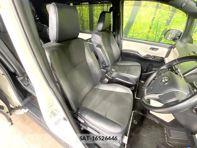 Toyota NOAH 2018-02 8651565-7
