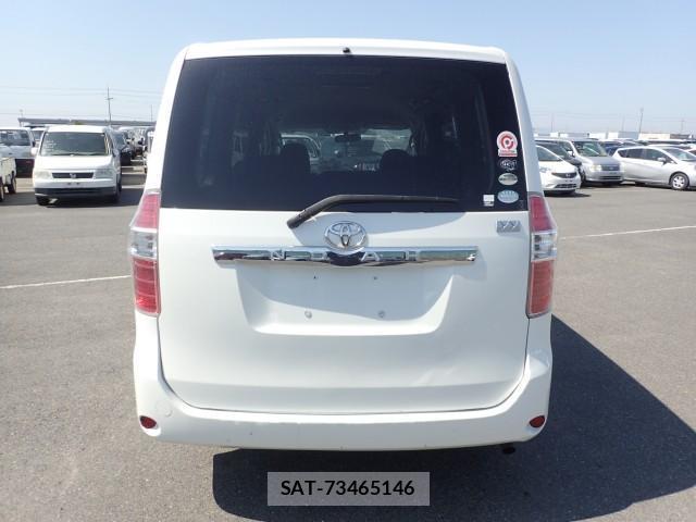 Toyota NOAH 2007-09 8651591-1