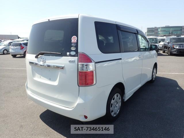 Toyota NOAH 2007-09 8651591-11