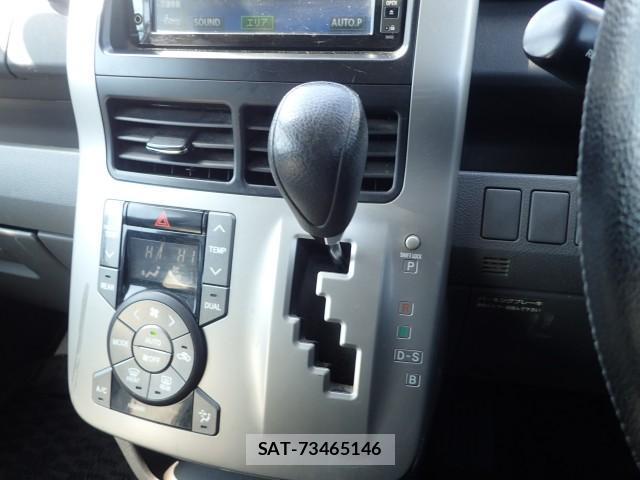 Toyota NOAH 2007-09 8651591-13