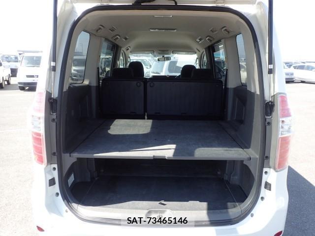 Toyota NOAH 2007-09 8651591-15