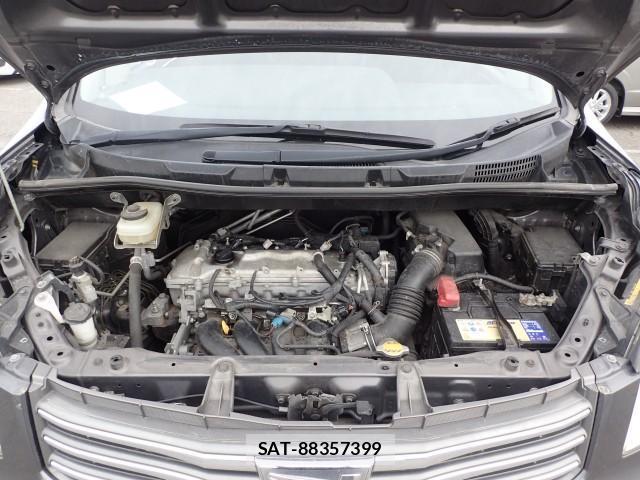 Toyota NOAH 2013-08 8651599-8