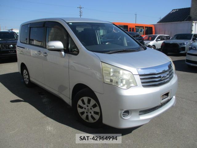 Toyota NOAH 2013-06 8651600-11