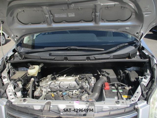 Toyota NOAH 2013-06 8651600-8