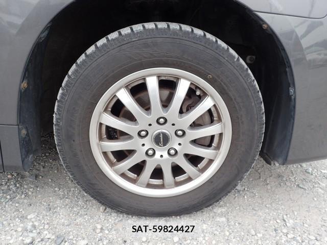Toyota NOAH 2013-09 8651601-19