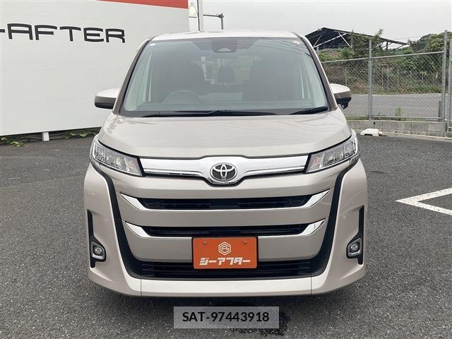 Toyota NOAH 2023-07 8651816-6