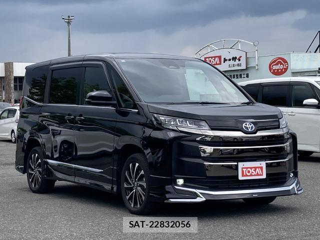 Toyota NOAH 2023-10 8651931-0