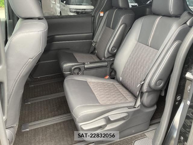 Toyota NOAH 2023-10 8651931-16