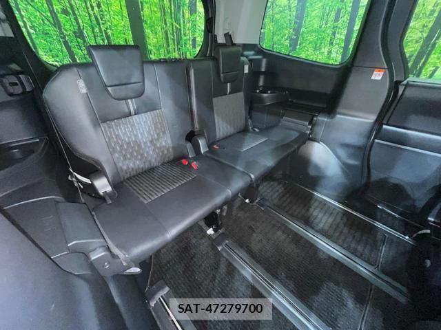 Toyota NOAH 2022-10 8652094-10